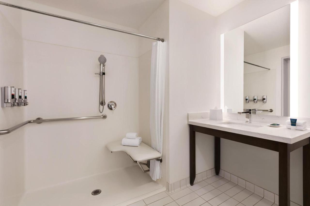 Four Points By Sheraton Sacramento Airport Buitenkant foto