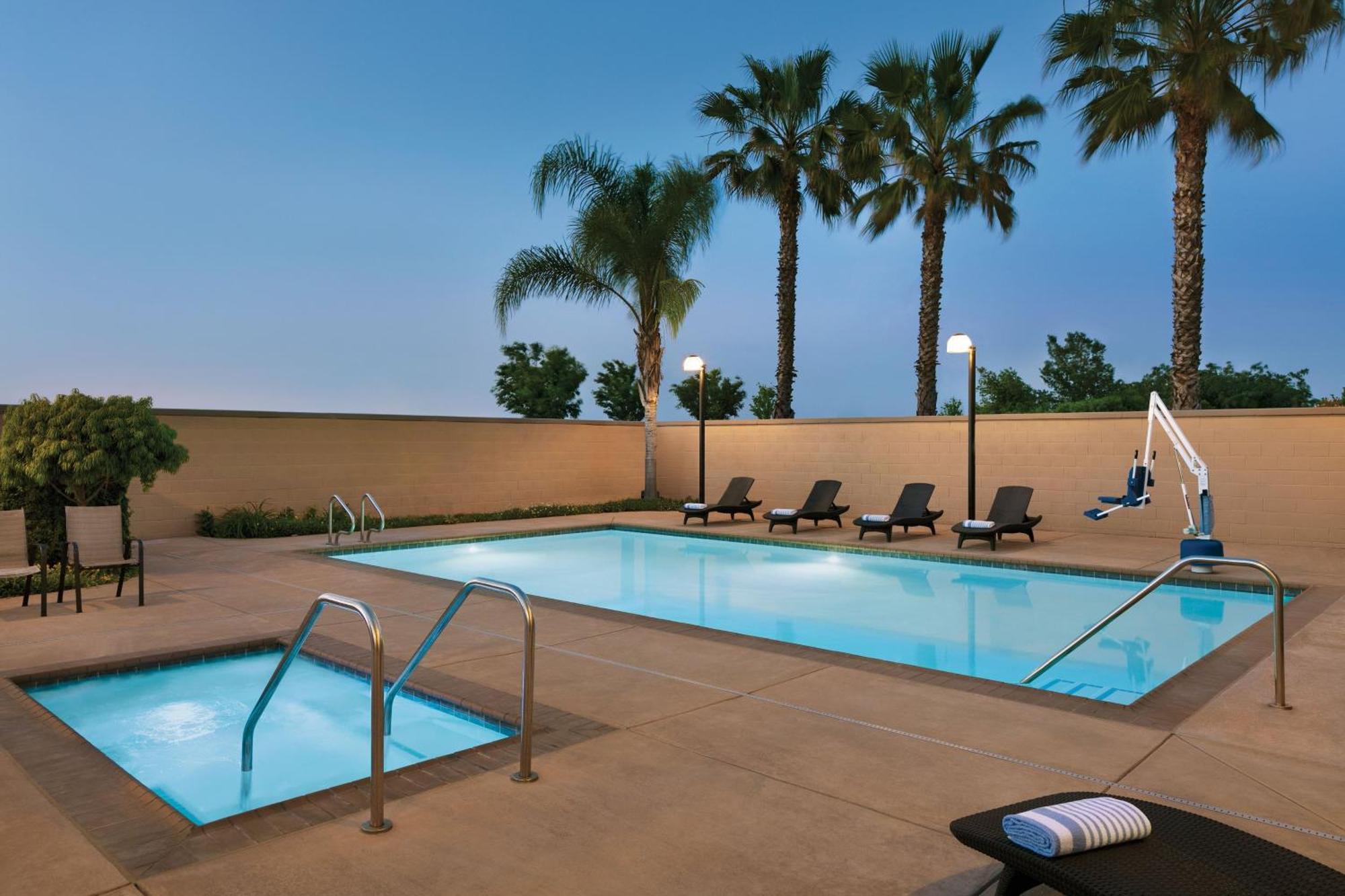 Four Points By Sheraton Sacramento Airport Buitenkant foto